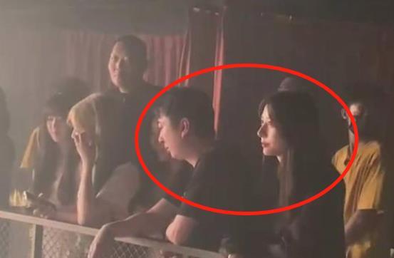 山东两位网红吃瓜视频曝光  第3张